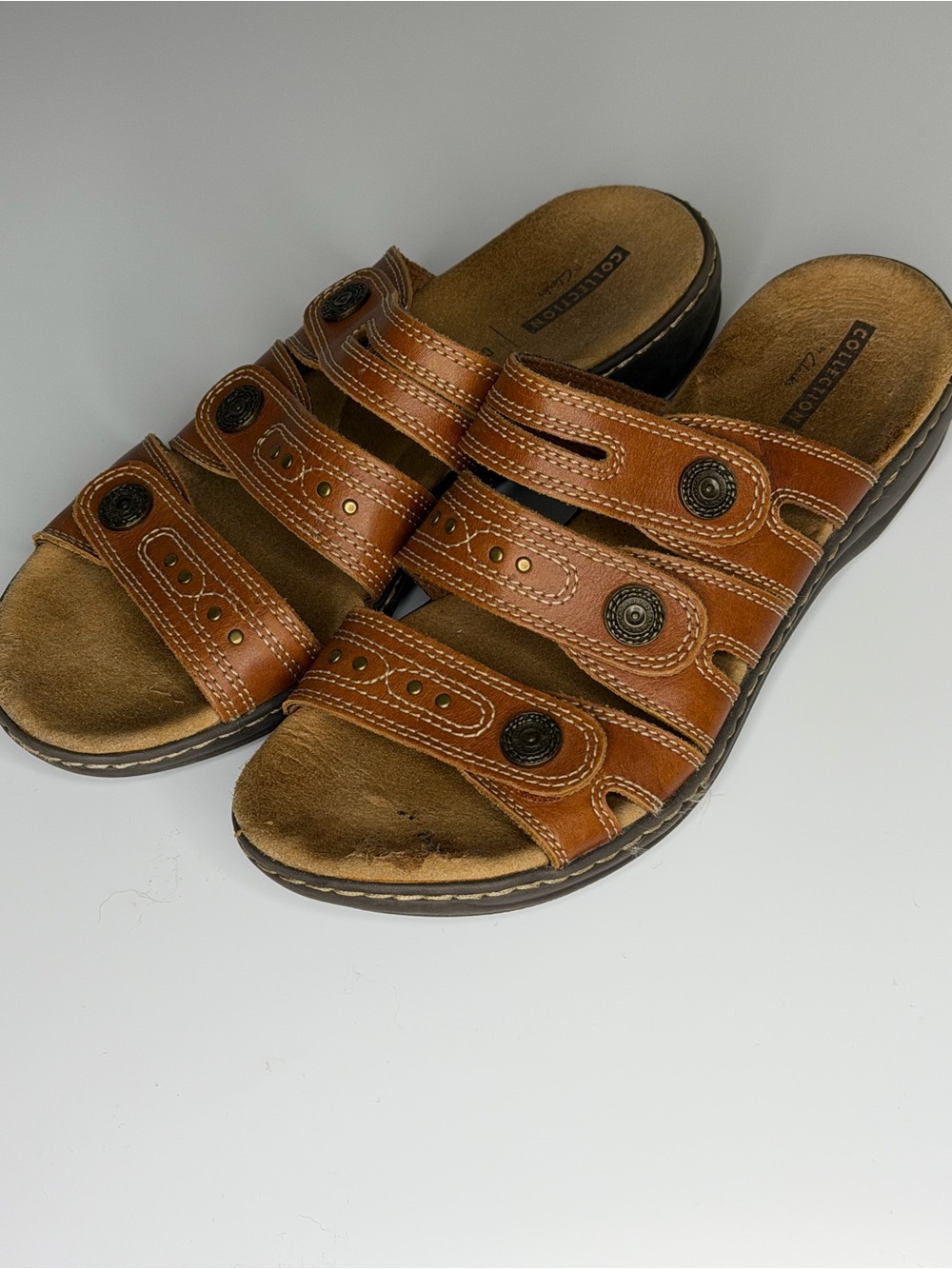 Clarks Collection Women's Brown Leather Slide Sandals Size 8.5